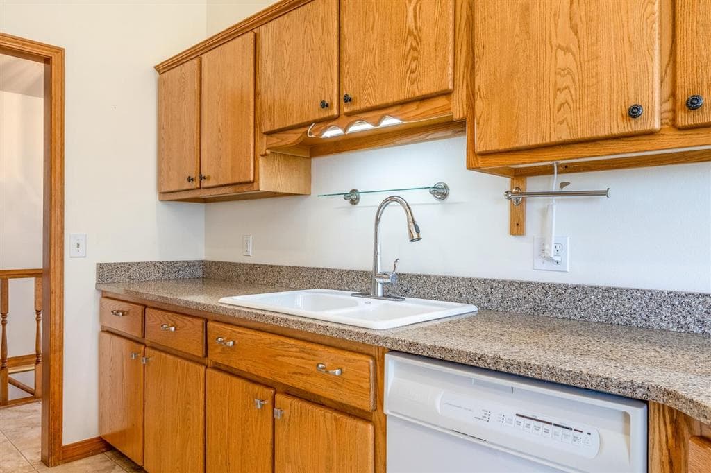 1237 Sage Brush St — photo 9 of 38