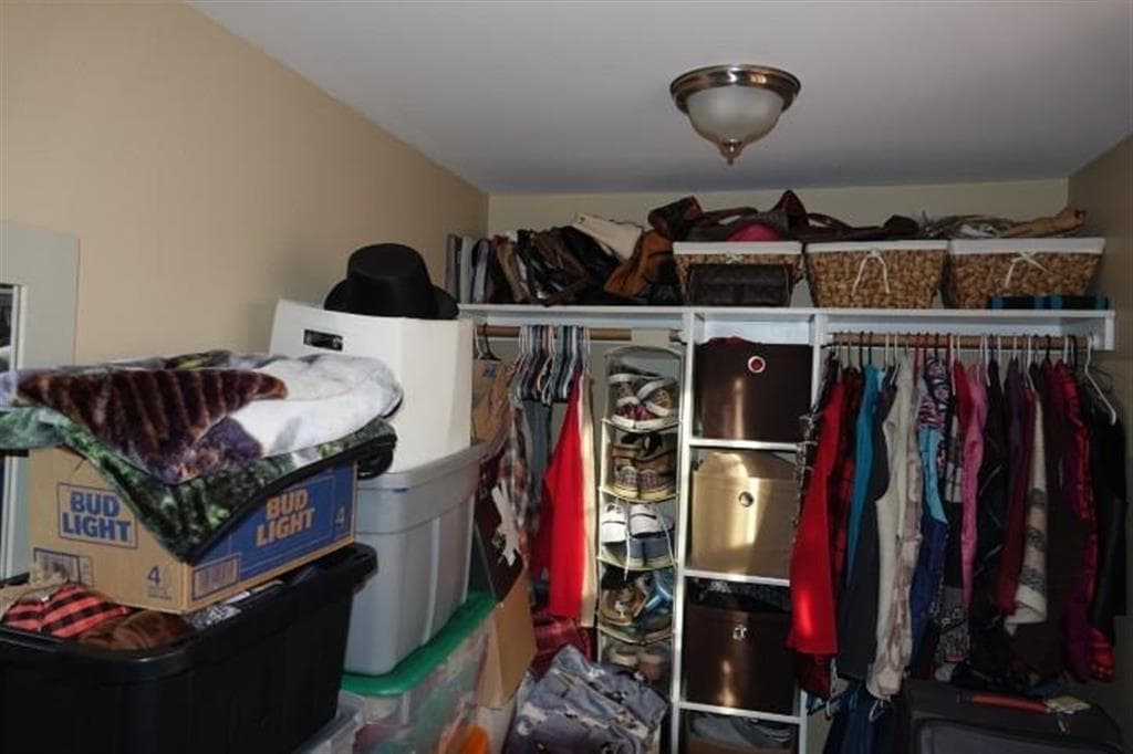 1325 Salsbury Ave — photo 16 of 22