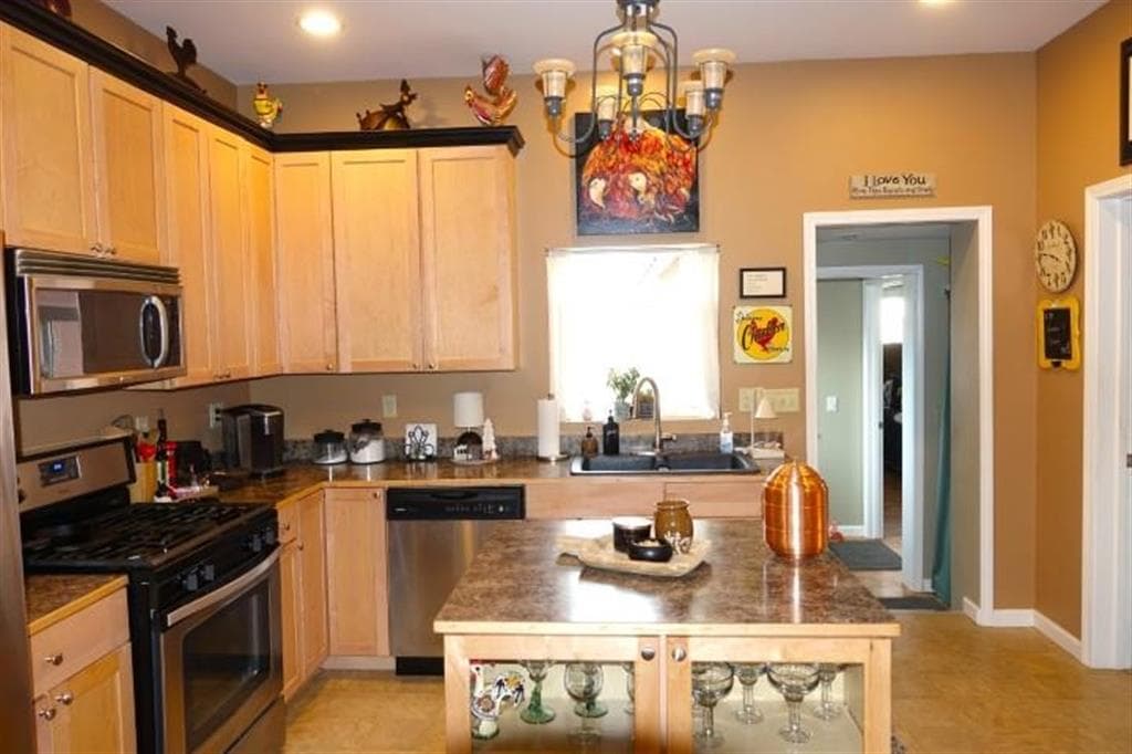 1325 Salsbury Ave — photo 21 of 22