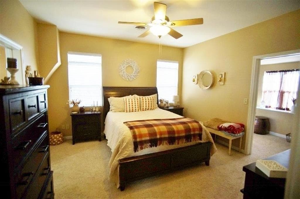 1325 Salsbury Ave — photo 4 of 22