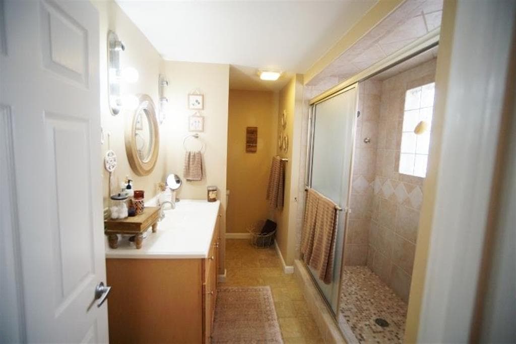 1325 Salsbury Ave — photo 6 of 22