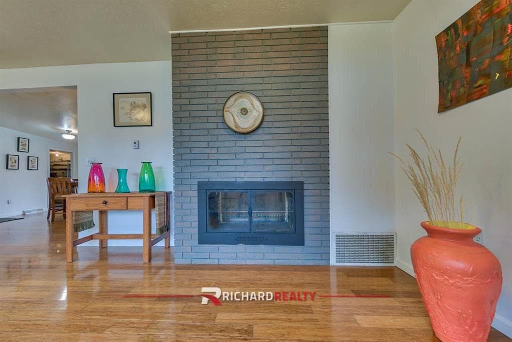 525 College Dr — photo 13 of 33