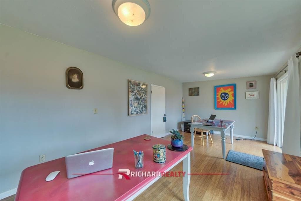 525 College Dr — photo 17 of 33