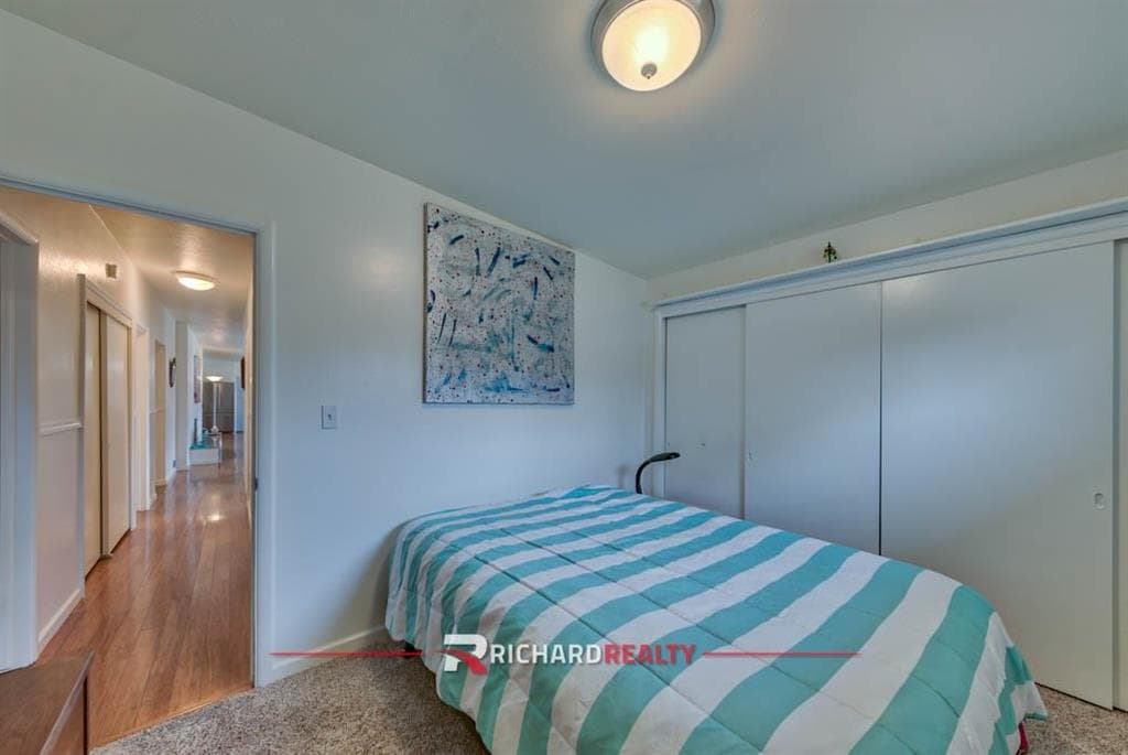 525 College Dr — photo 24 of 33