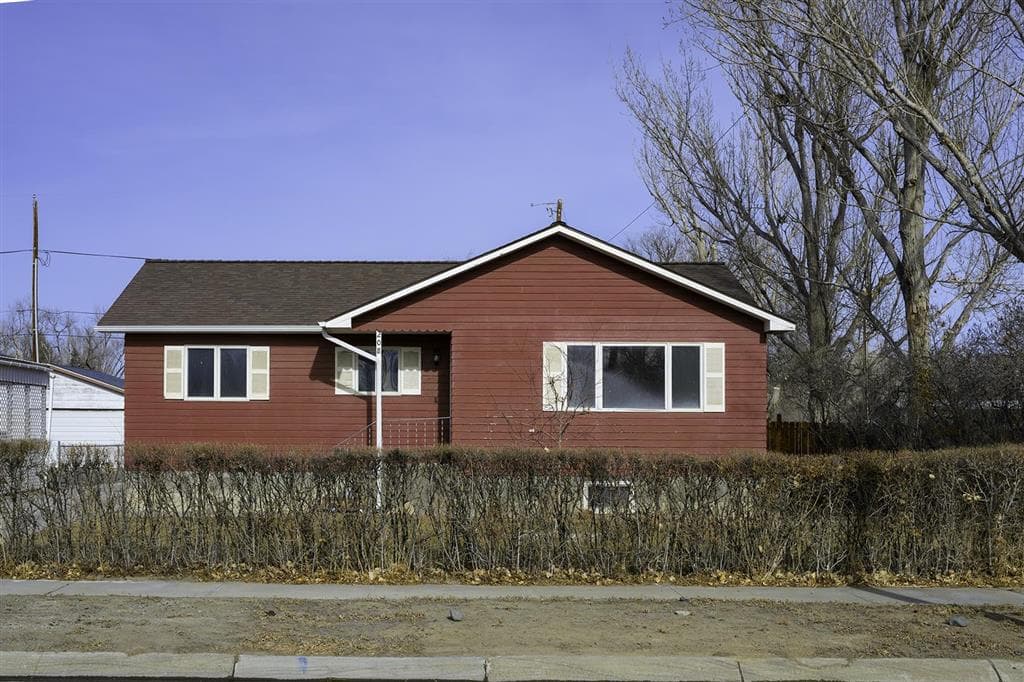 208 N 4th Ave photo 1