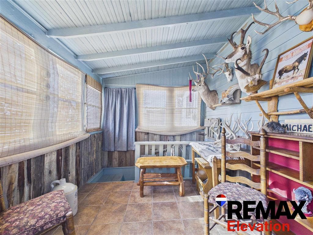 225 4th Ave N — photo 22 of 38