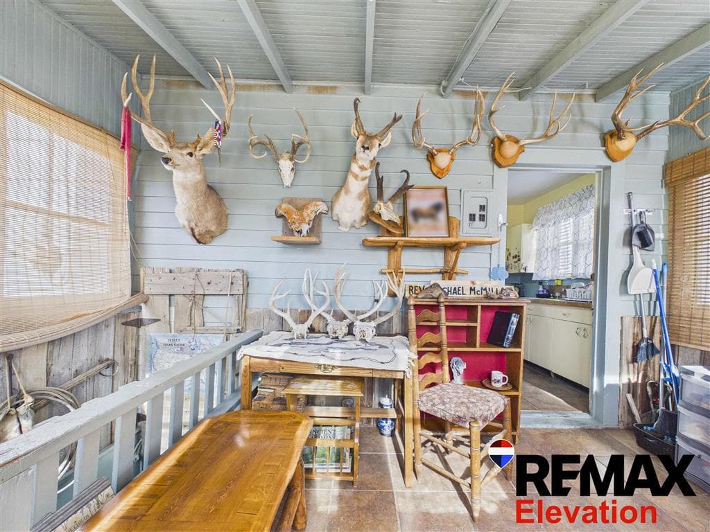 225 4th Ave N — photo 23 of 38