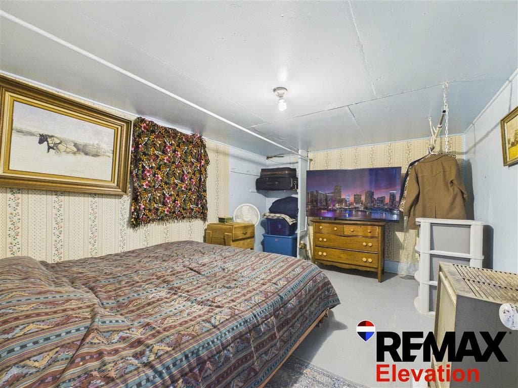 225 4th Ave N — photo 26 of 38