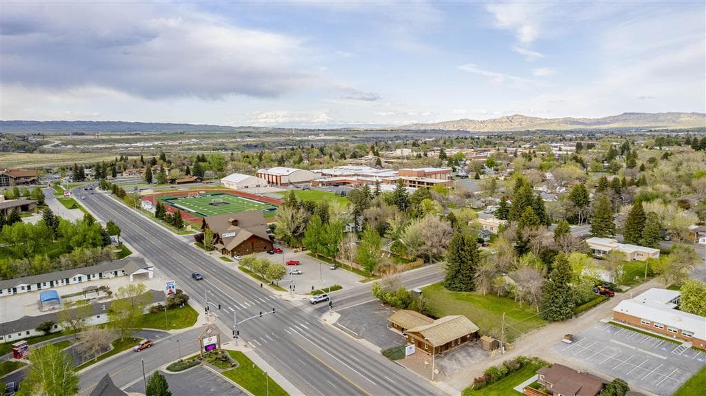 802 Canyon Ave — photo 18 of 26