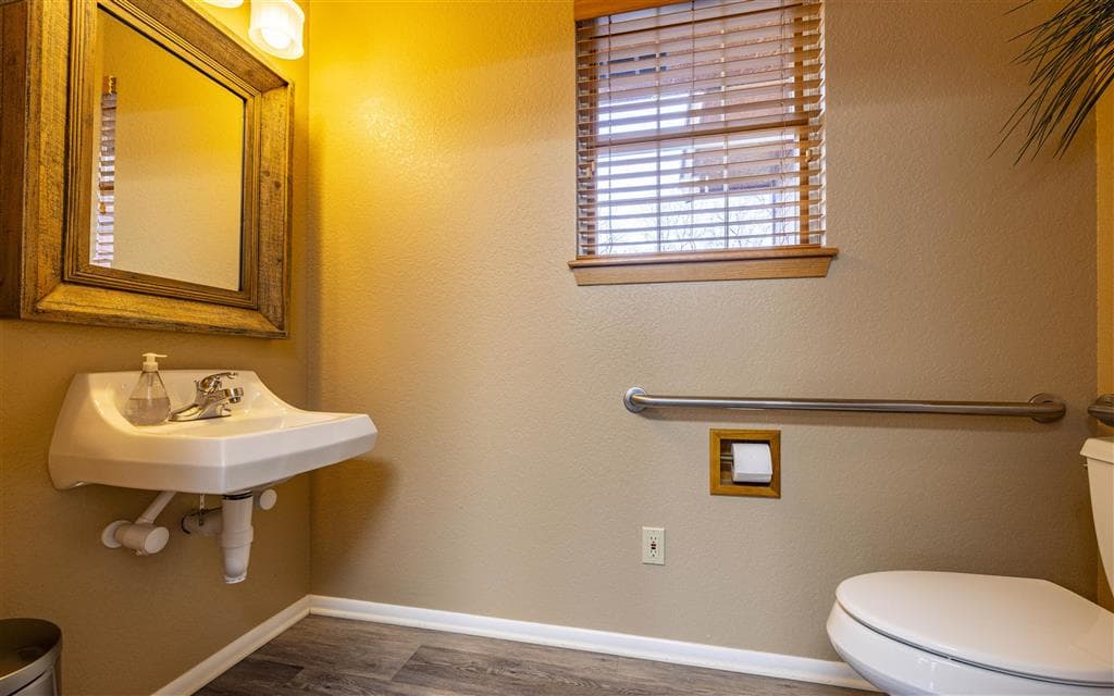 802 Canyon Ave — photo 23 of 26