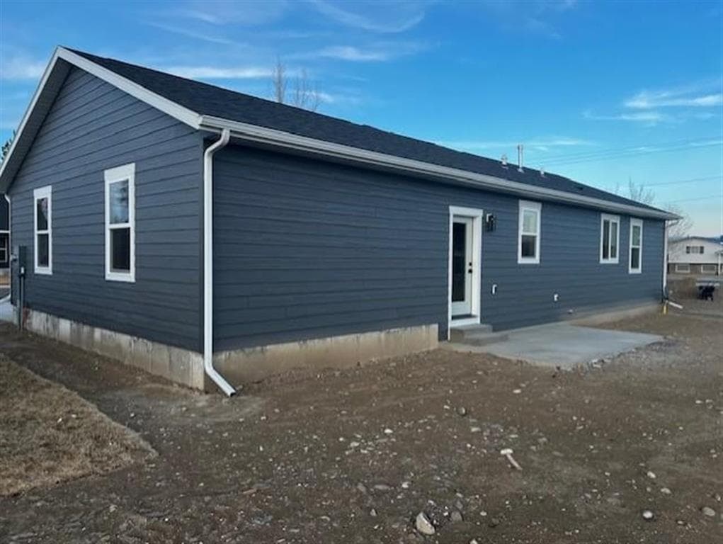 162 Robin Rd — photo 4 of 25