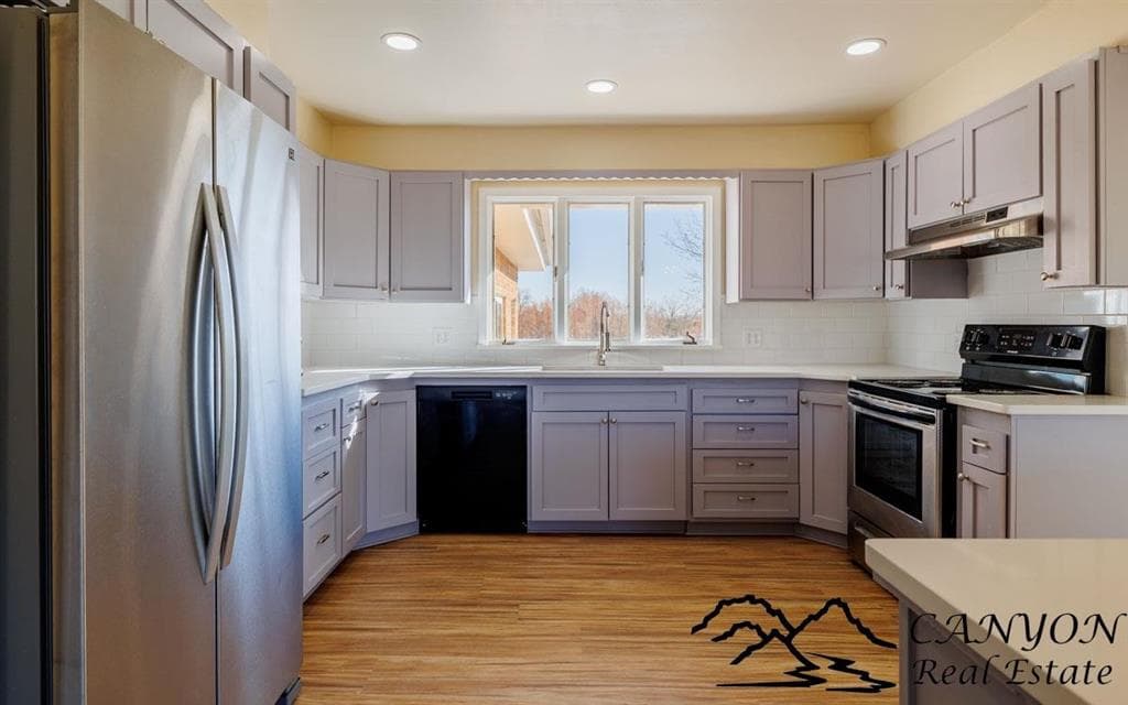 17 Arrow Ave — photo 11 of 25