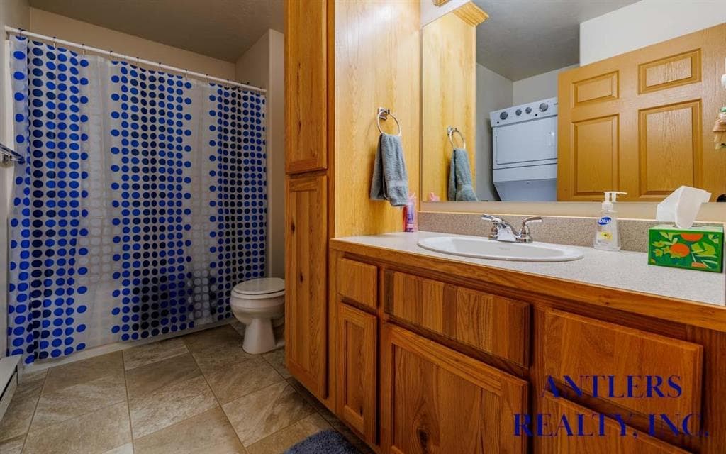 2850 Kent Ave — photo 12 of 15