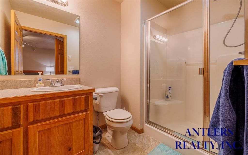 2850 Kent Ave — photo 4 of 15