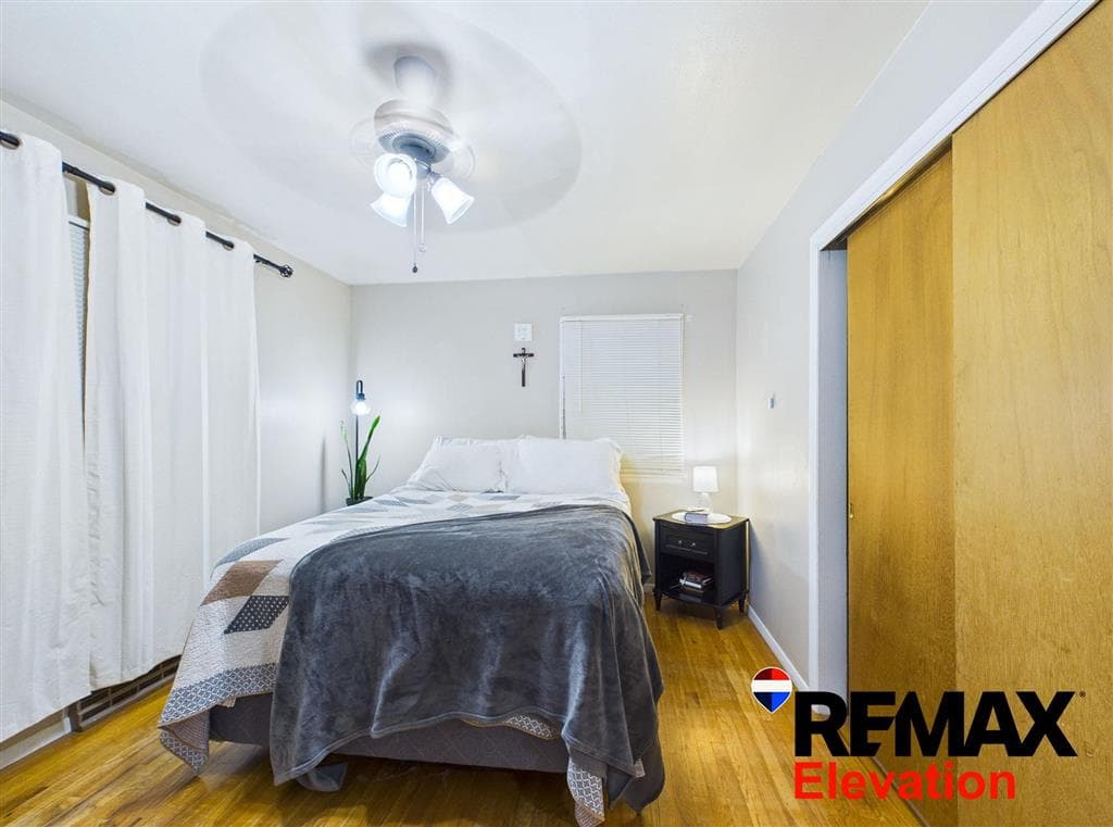 569 S Ferris St — photo 16 of 25