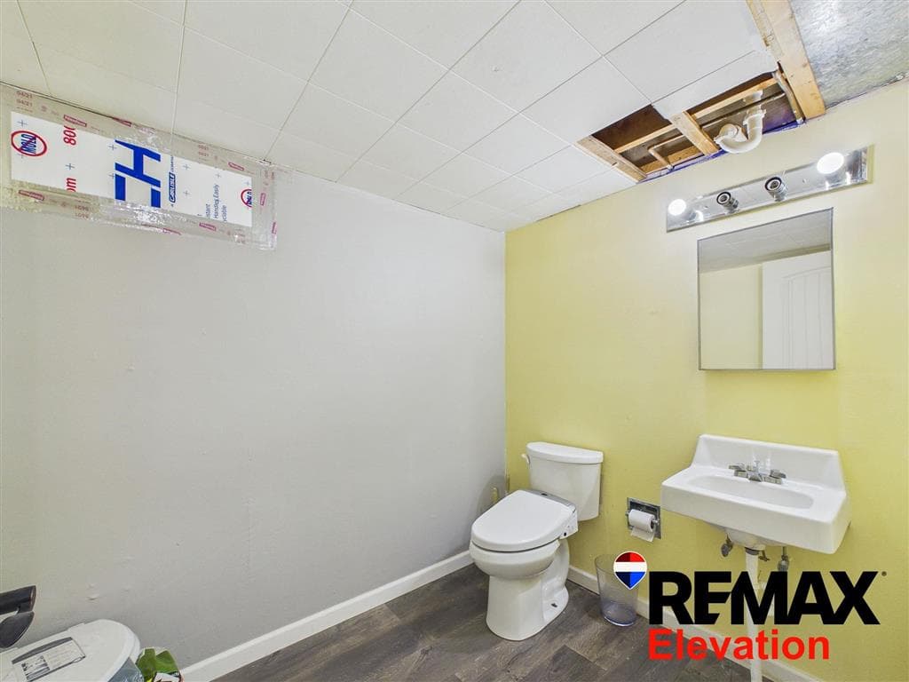 569 S Ferris St — photo 19 of 25