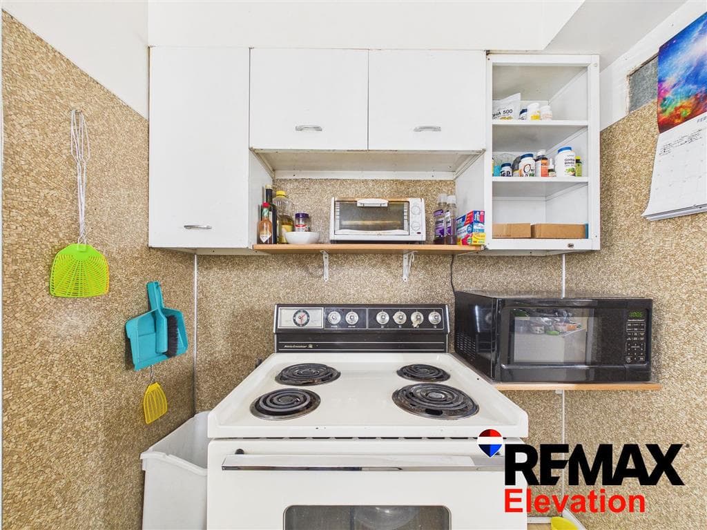 380 S Evarts St — photo 7 of 25