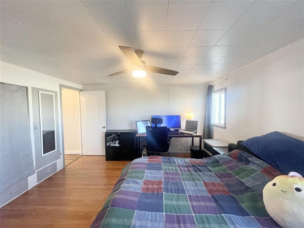 3002 Sheridan Ave — photo 11 of 20