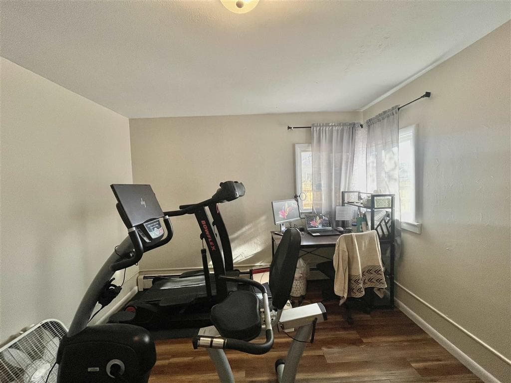 3002 Sheridan Ave — photo 13 of 20