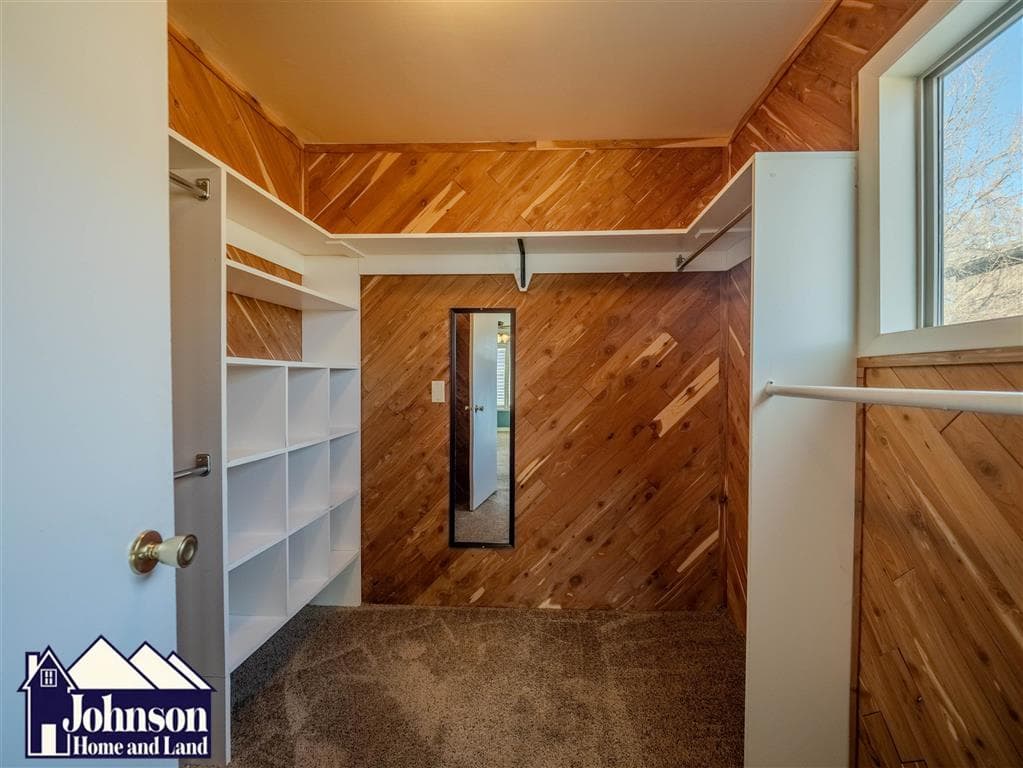 141 E 6th Ave — photo 8 of 14