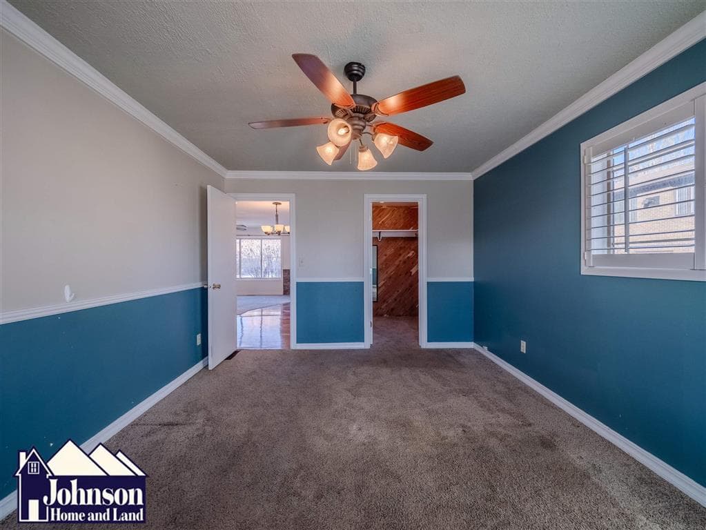 141 E 6th Ave — photo 9 of 14