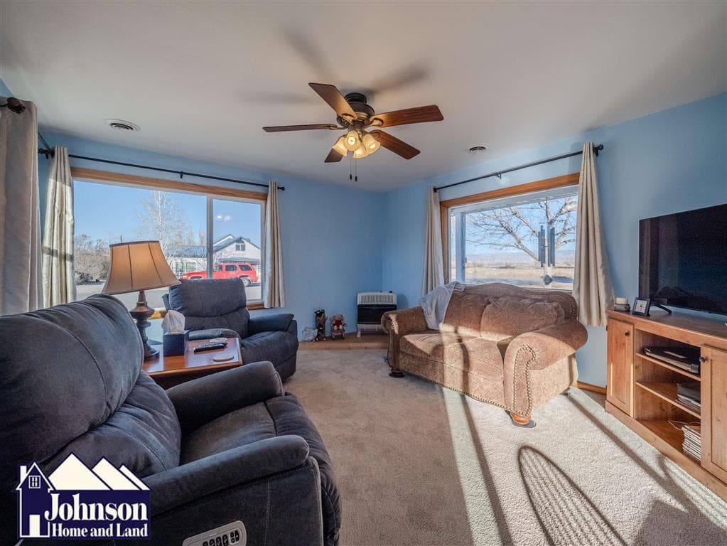 478 E 3rd — photo 7 of 19