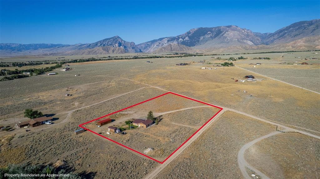 18 Rock Creek Rd — photo 2 of 25