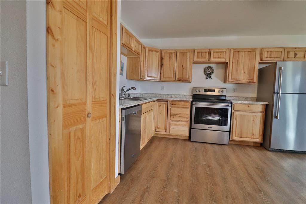 18 Rock Creek Rd — photo 9 of 25