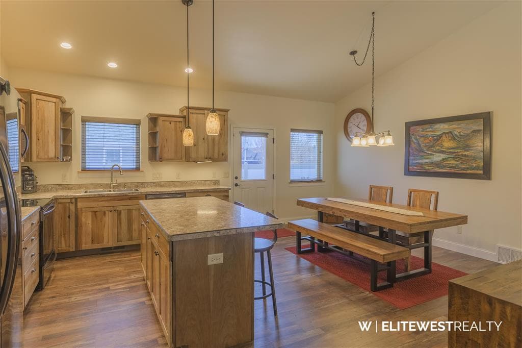 230 Pleasant View Dr — photo 6 of 25