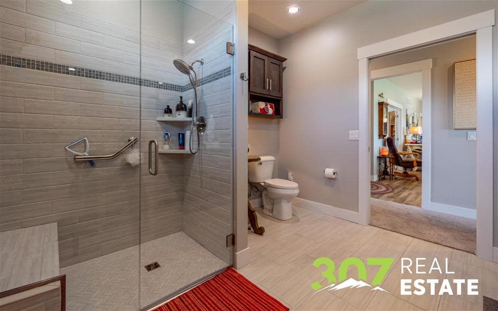 174 Maple Court — photo 18 of 25