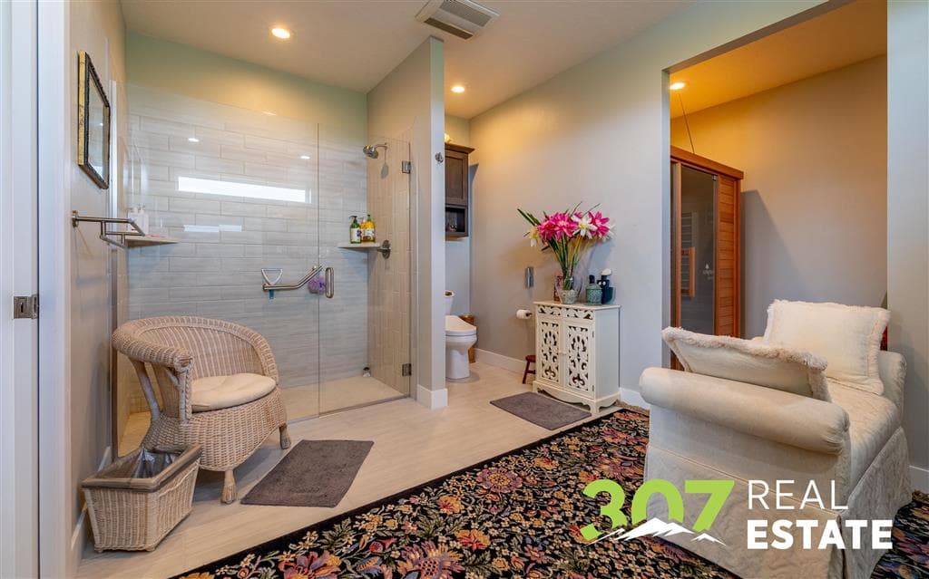 174 Maple Court — photo 24 of 25