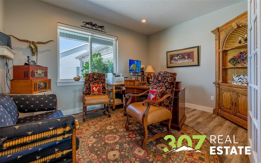 174 Maple Court — photo 5 of 25