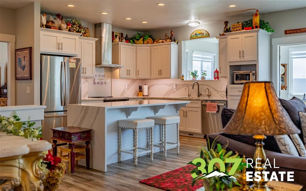 174 Maple Court — photo 9 of 25