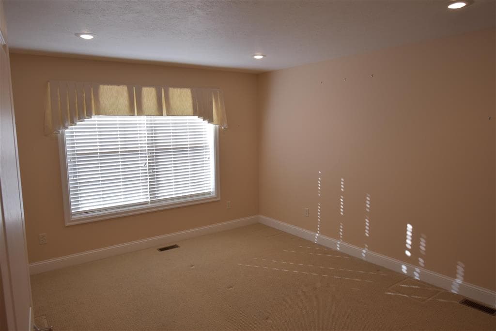 1231 Sequoia Dr — photo 16 of 25