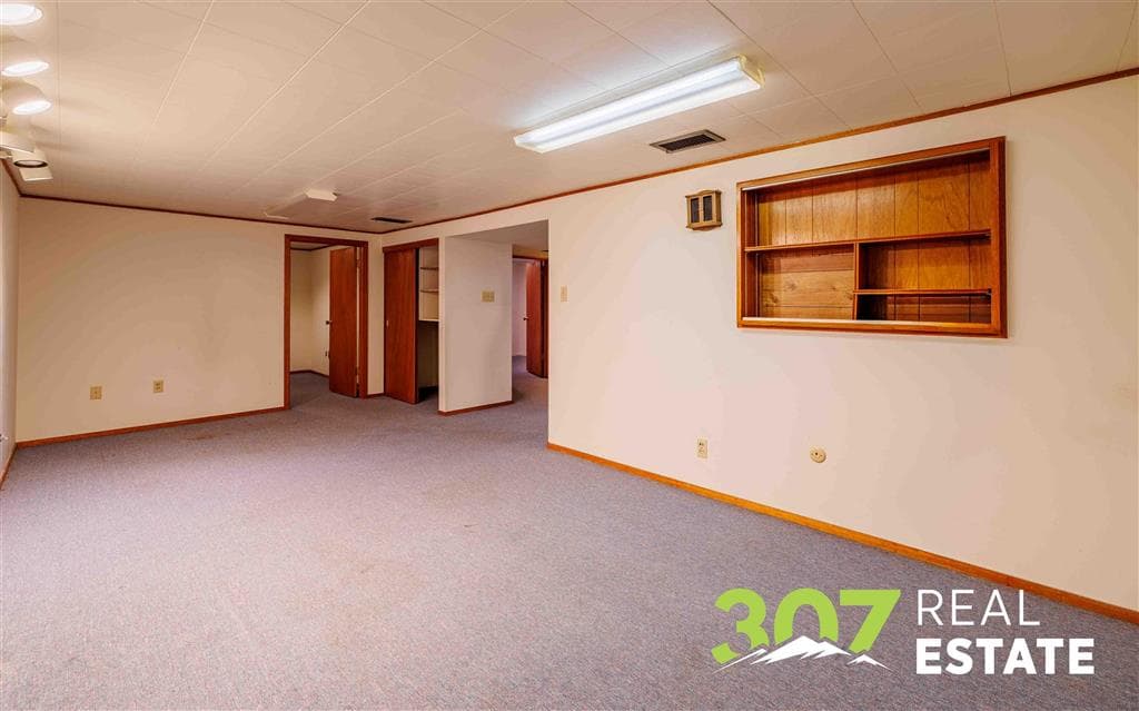 601 Circle Dr W — photo 22 of 25