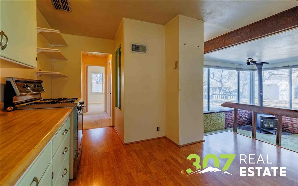 601 Circle Dr W — photo 7 of 25