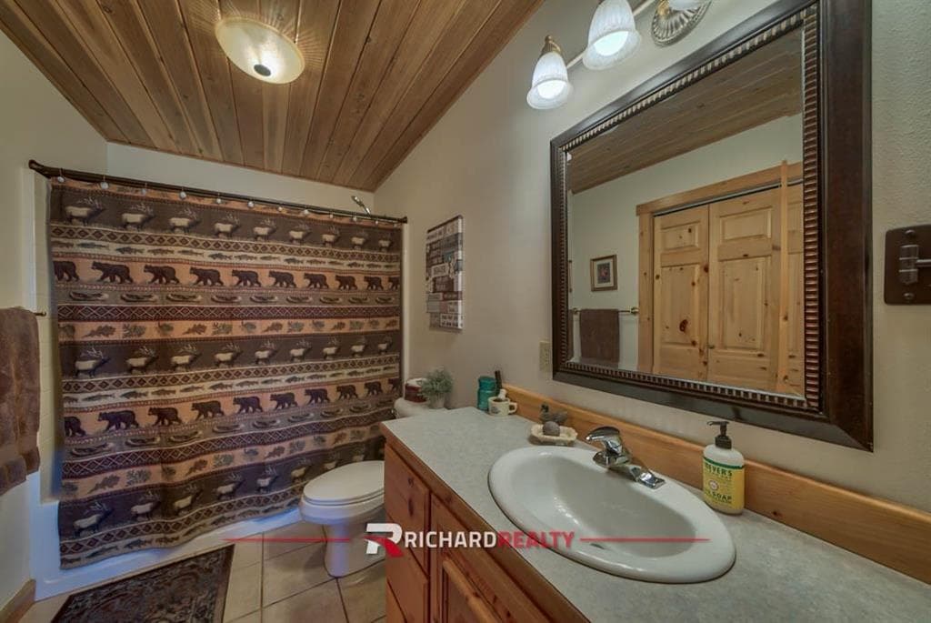 760 Lane 41 — photo 14 of 25