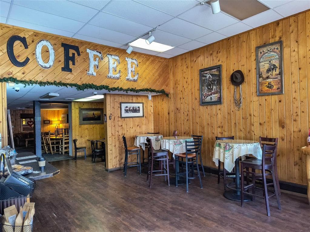 1155 Sheridan Ave — photo 6 of 9