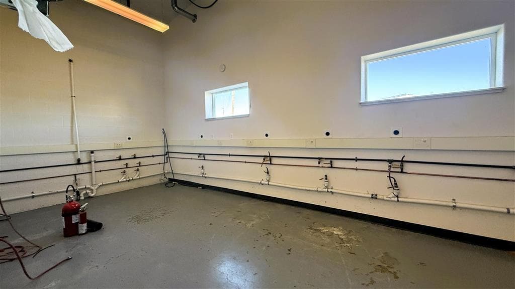 311 Culbertson Ave — photo 15 of 18