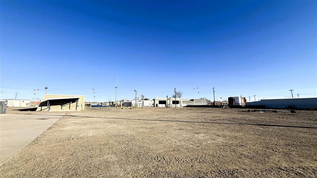 311 Culbertson Ave — photo 17 of 18