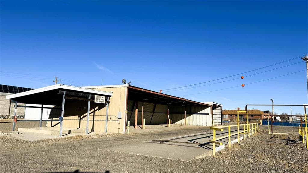 311 Culbertson Ave — photo 4 of 18