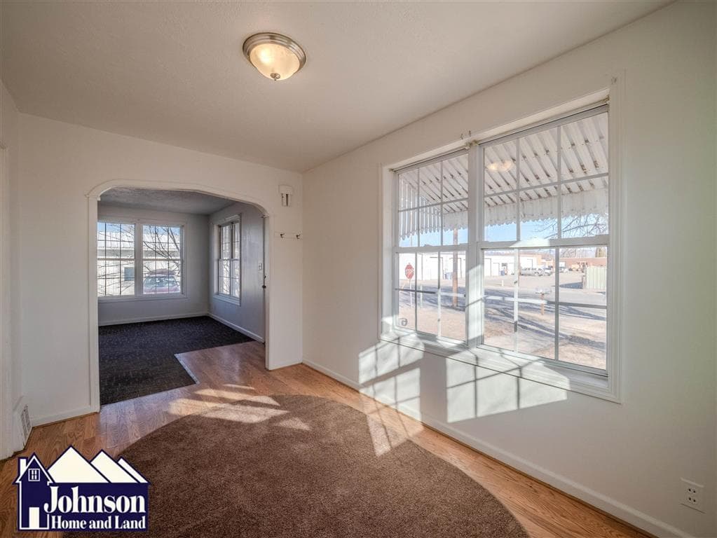 350 Montana Ave — photo 5 of 25