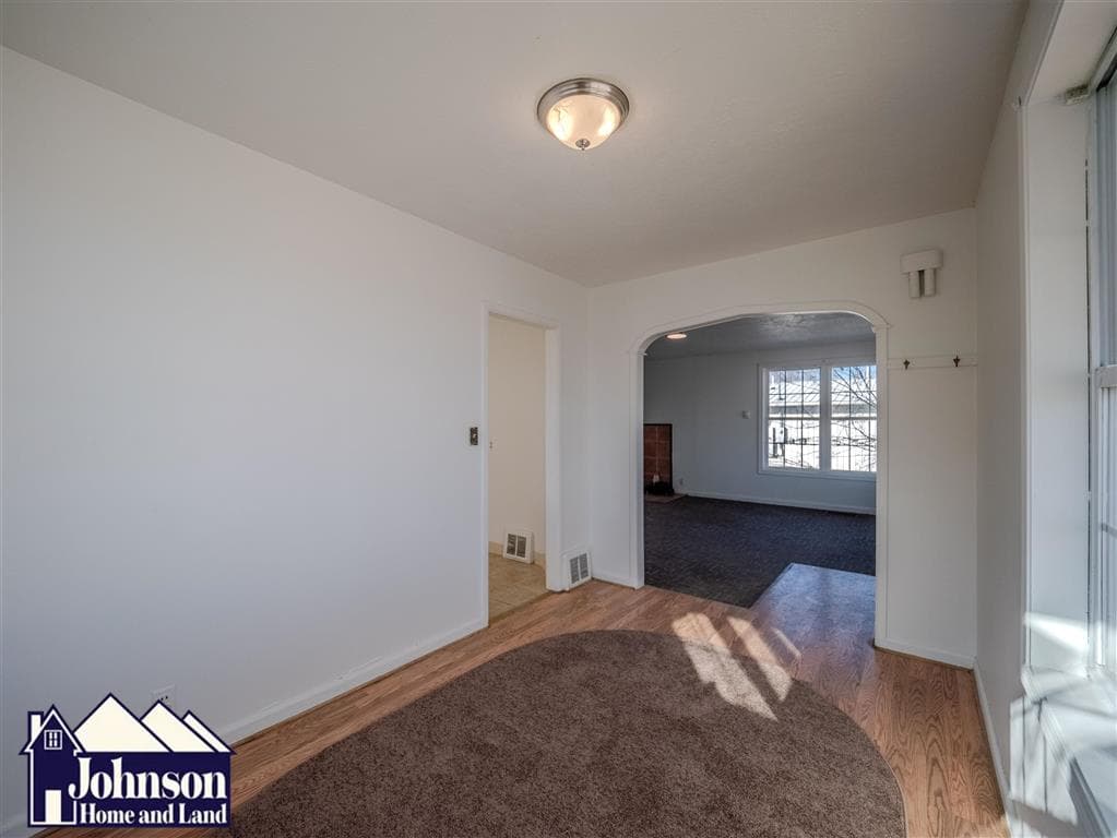 350 Montana Ave — photo 6 of 25