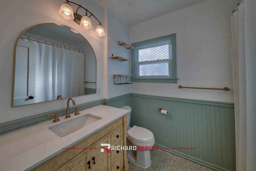 1100 Grace Ave — photo 18 of 25