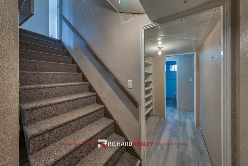 1100 Grace Ave — photo 22 of 25