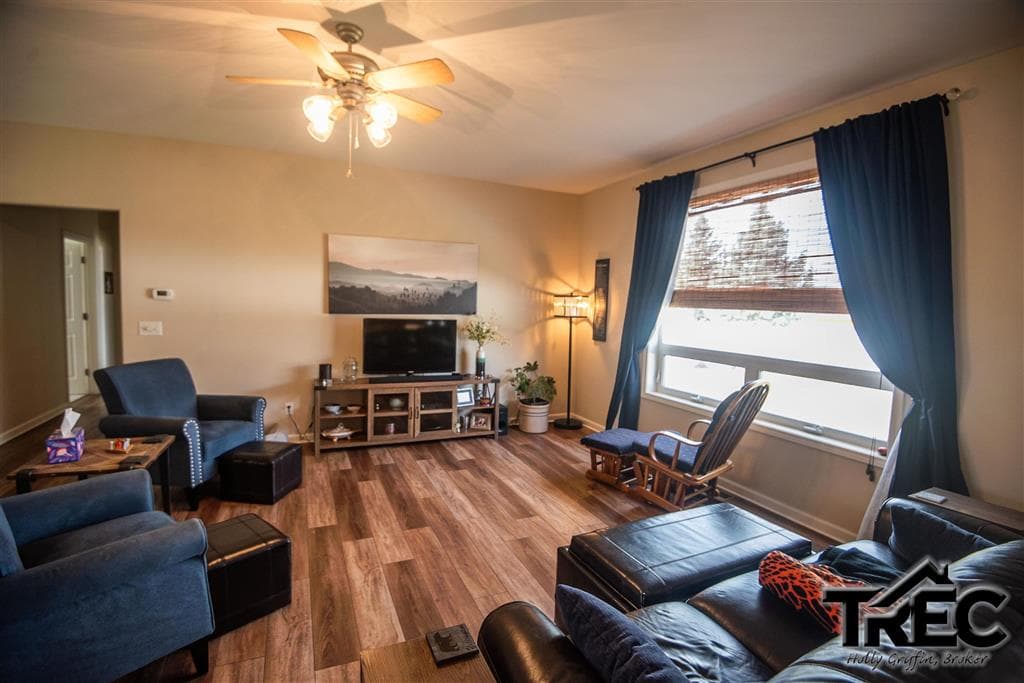 621 Avenue B — photo 13 of 25