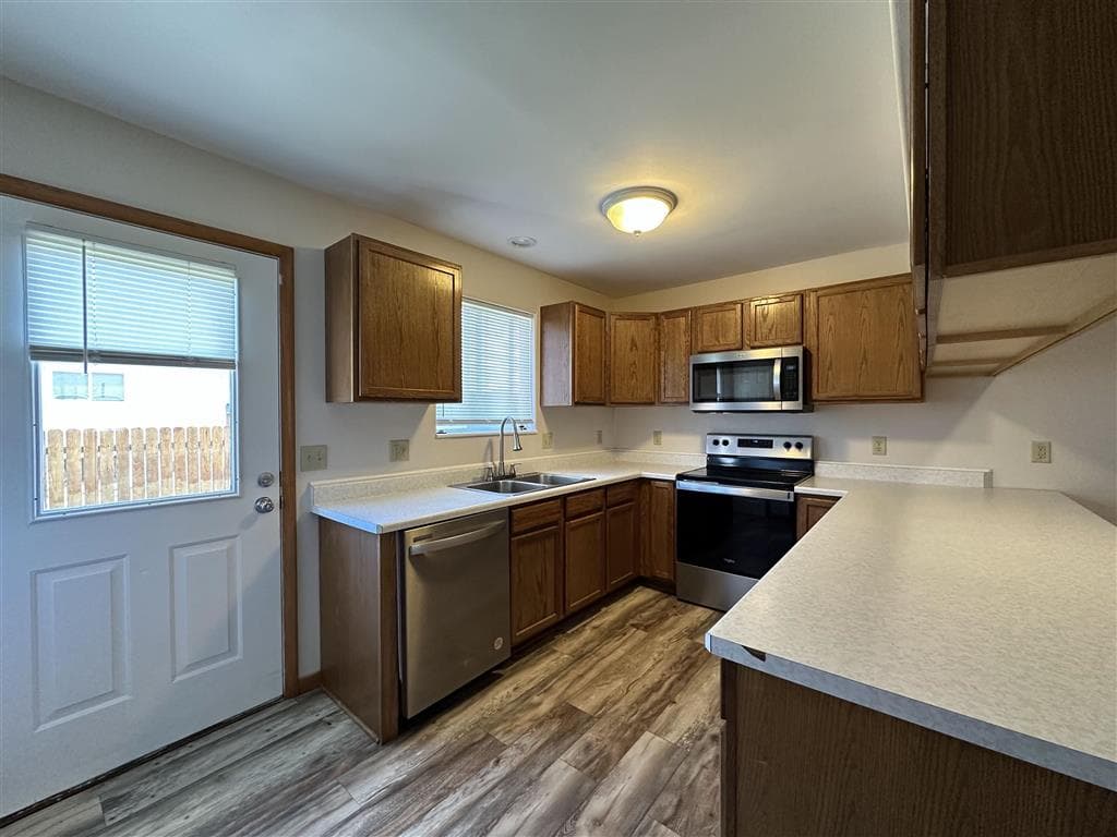 1113 31st St — photo 4 of 25