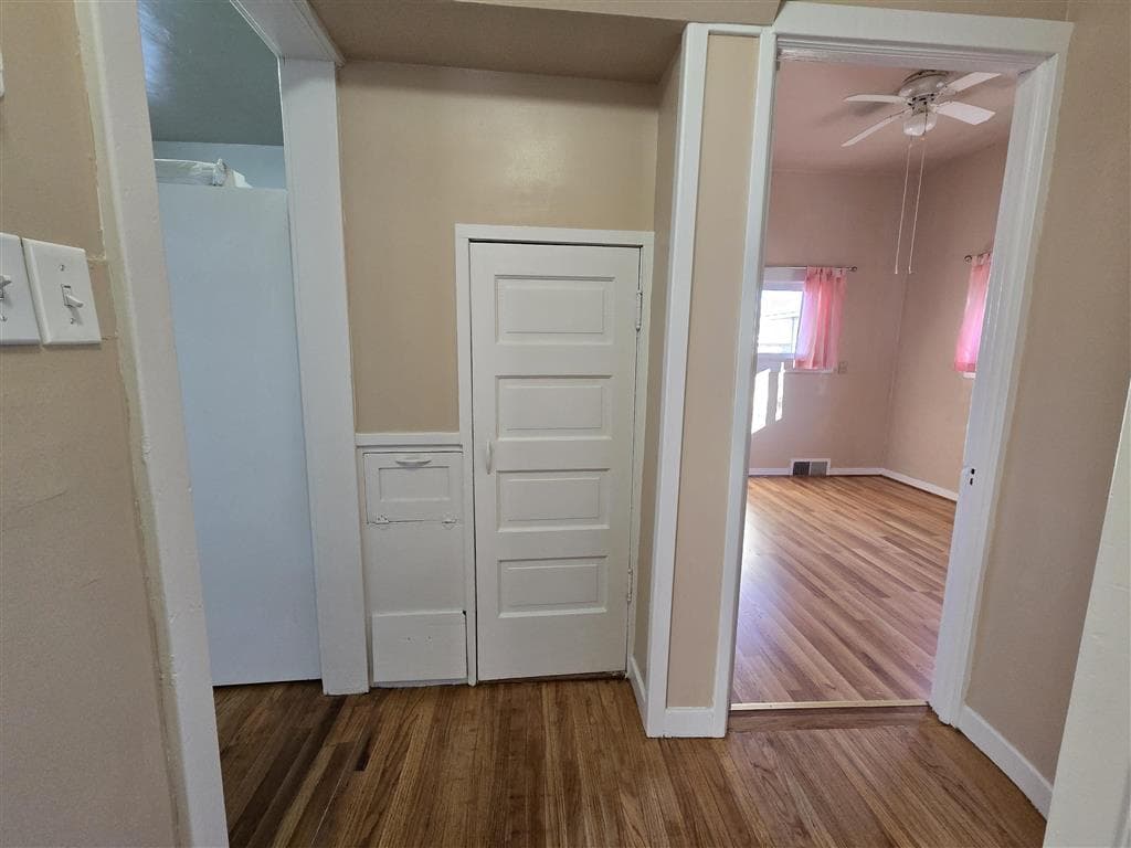 163 S Bernard St — photo 13 of 22