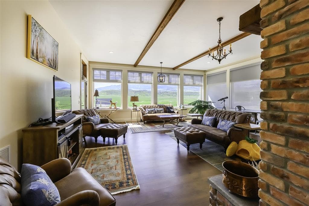 6 Whitney Dr — photo 16 of 25