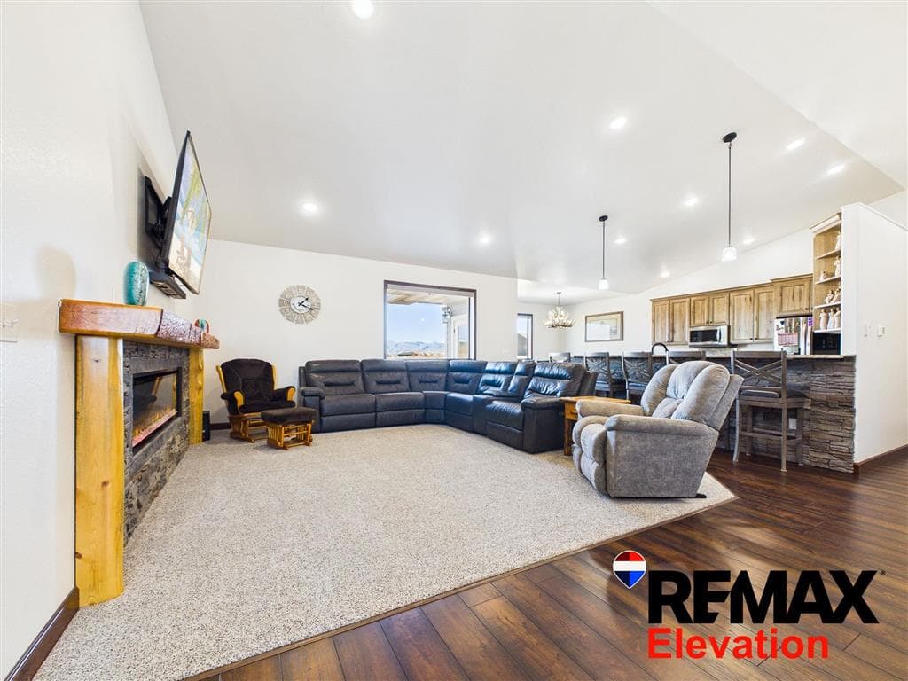 207 Eagle Dr — photo 24 of 25